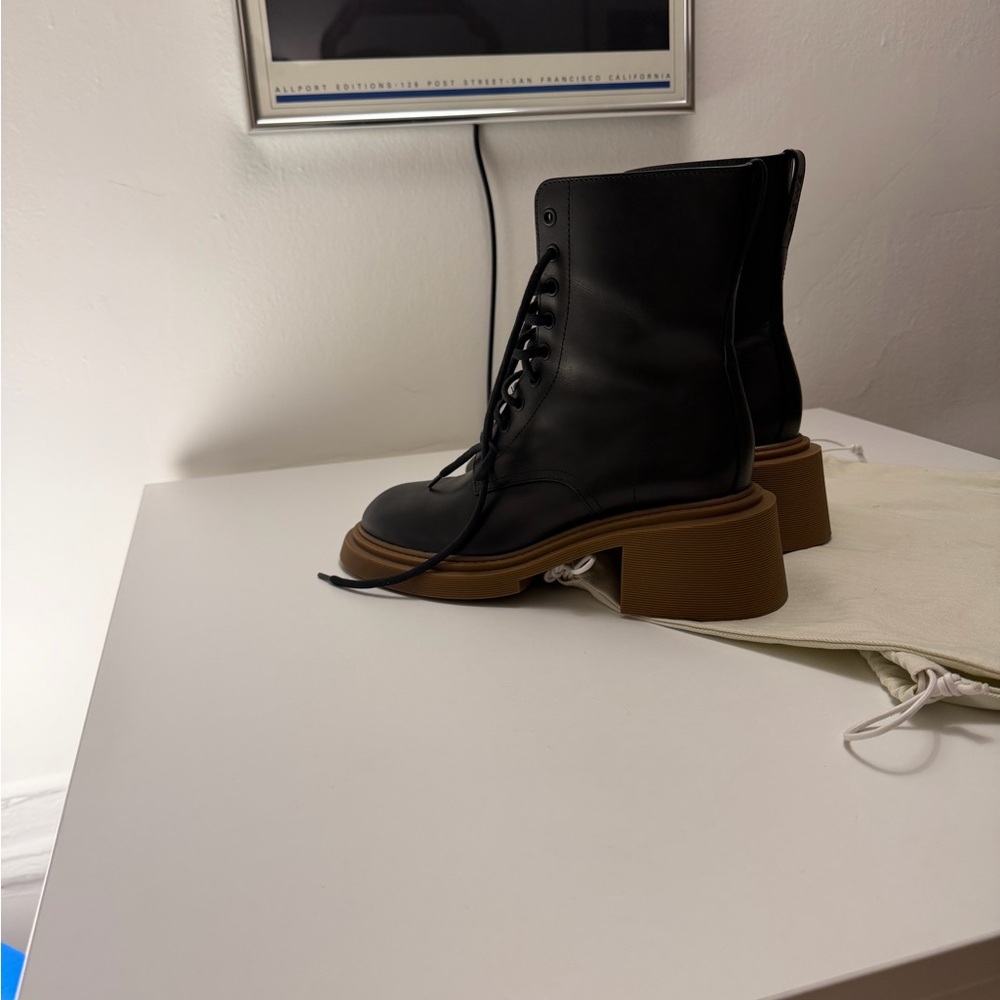LOEWE, authentic leather lace up heeled combat boots - Picture 2 of 7